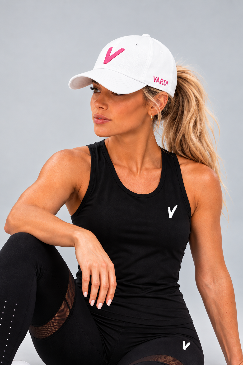 VW39 - VARDI CORE Womens gym Multi-sports performance ponytail cap