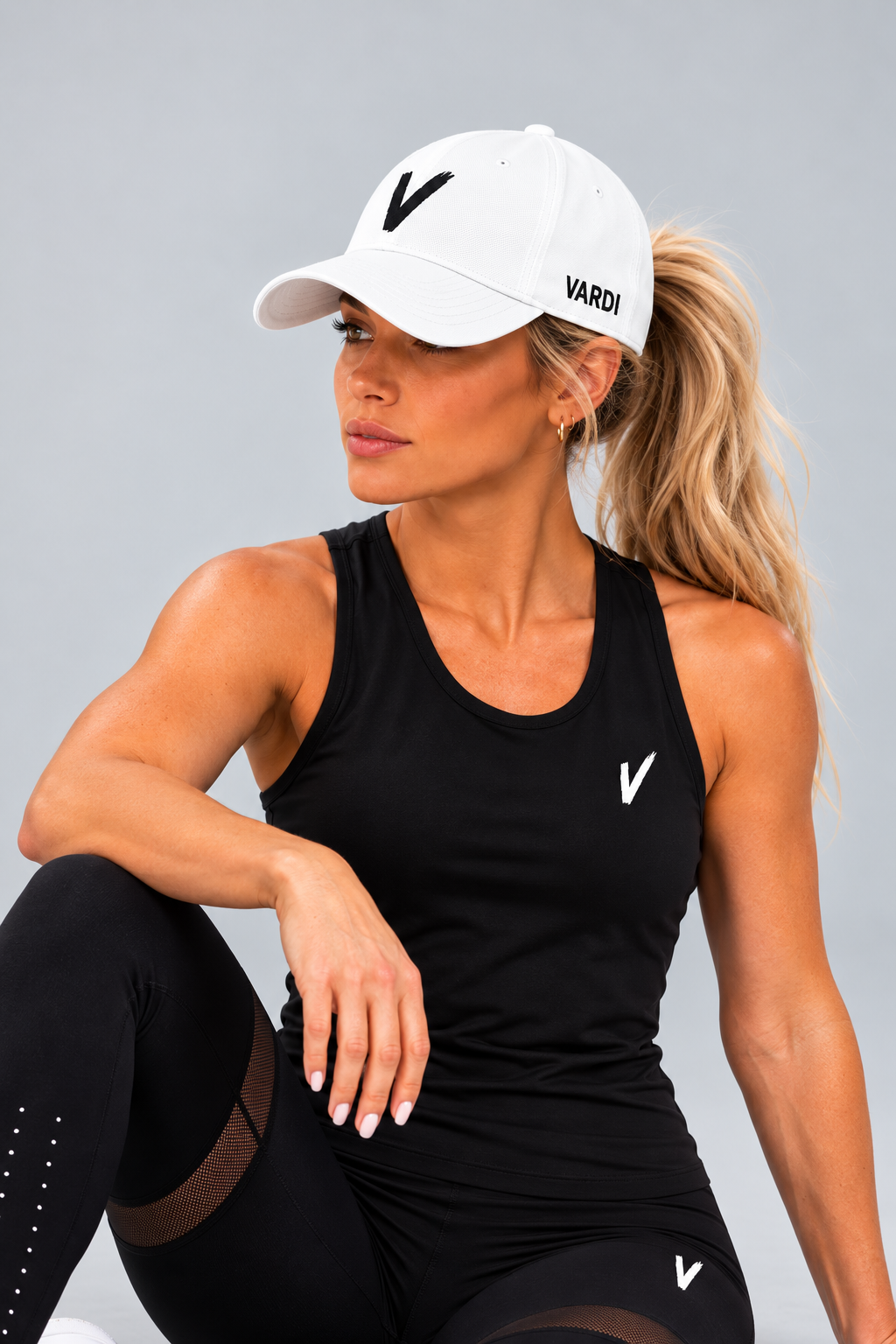 VW39 - VARDI CORE Womens gym Multi-sports performance ponytail cap